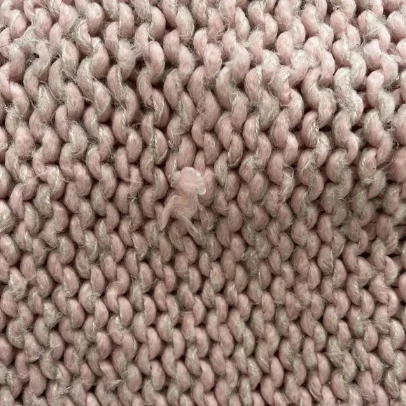 ⭐️3/$15 Infinity Scarf - Picture 6 of 6